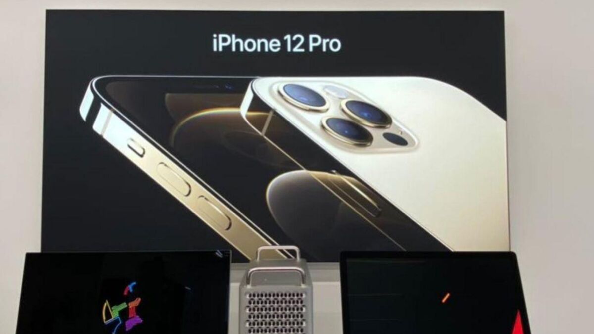 Дисплеи iMac и iPhone 12 Pro на выставке