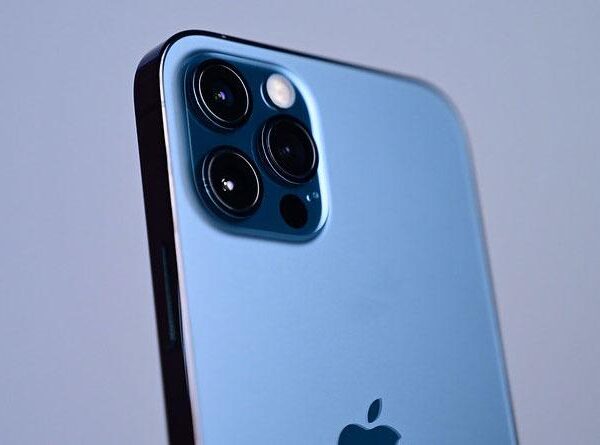 Apple может скоро сделать iPhone с 1 ТБ памяти (38524 73247 201028 iPhone12Pro xl)