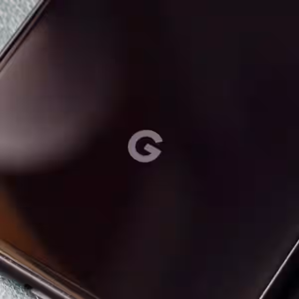 Google logo pixel 2