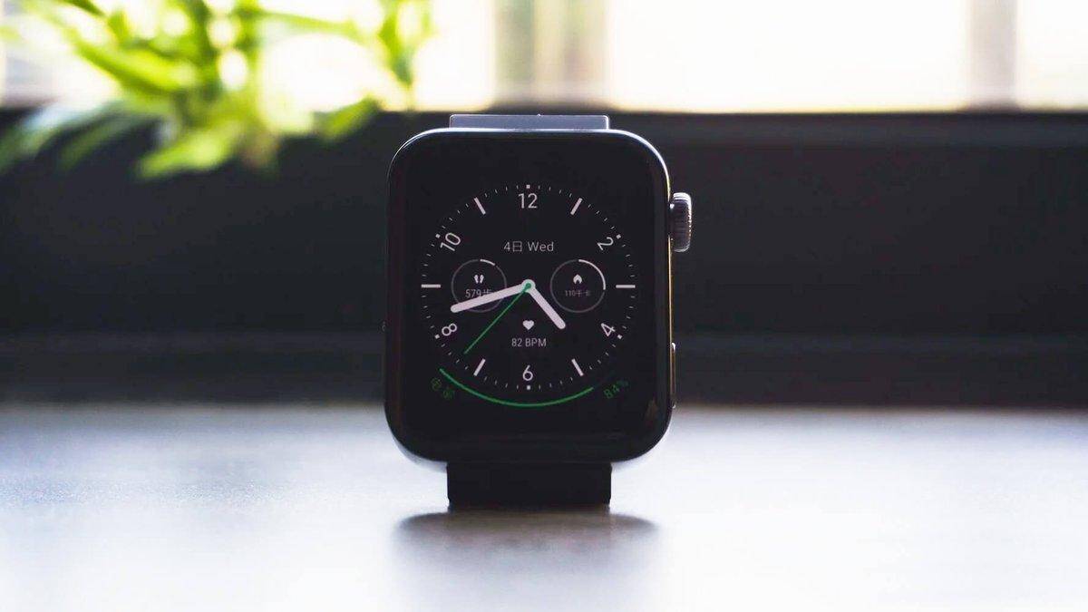 Умные часы Xiaomi Mi Watch Lite на фронтальном виде