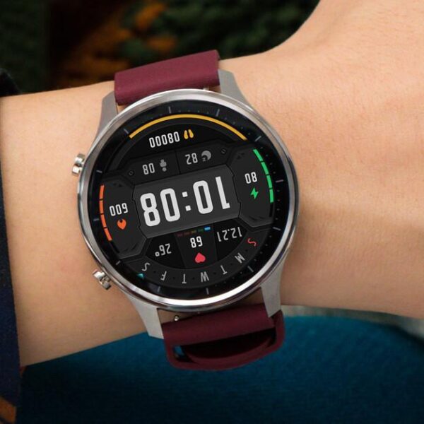 Xiaomi выпустила спортивную версию часов Mi Watch (xiaomi watch color nove fotky 1)