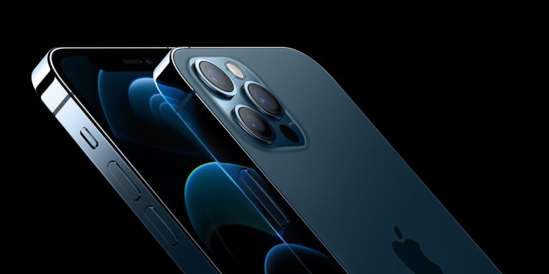 iPhone 13 получит улучшенный ширикоугольный объектив (Apple announce iphone12pro 10132020.jpg.landing big 2x large)