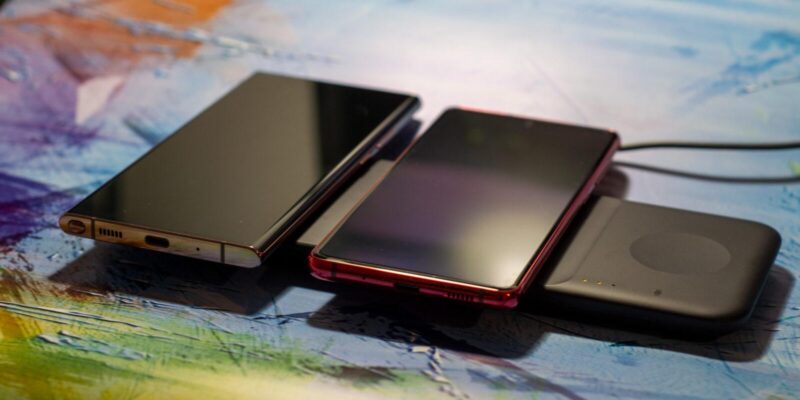 Обзор Samsung Wireless Charger Trio: без проводов и для трёх устройств (DSC 9746 1)