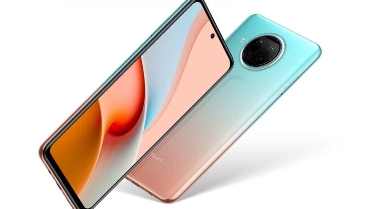 Картинка смартфона Redmi Note 9 Pro с тремя камерами сзади и большим дисплеем спереди в высоком разрешении