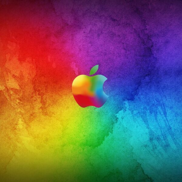 Apple раскритиковали за выборочное снижение комиссии разработчикам приложений (apple mac logo logotip)