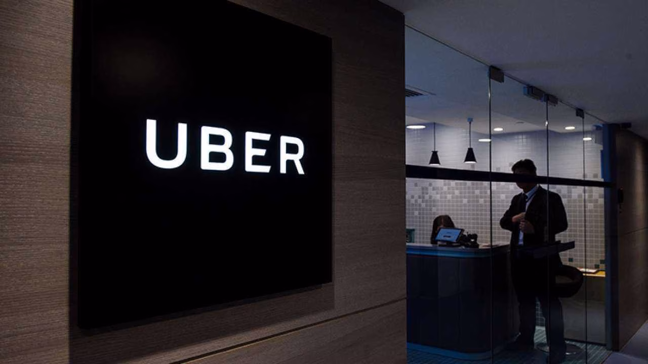Uber ведёт переговоры о продаже своего бизнеса Air Taxi 3 104476722 uber hong kong 1280x720 1