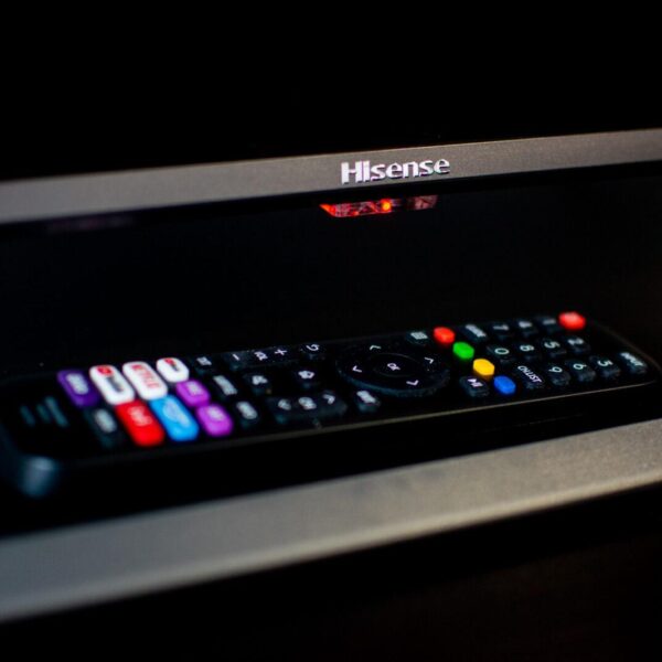Обзор телевизора Hisense A7500F 43". Выгодная покупка (Hisense TV 18)