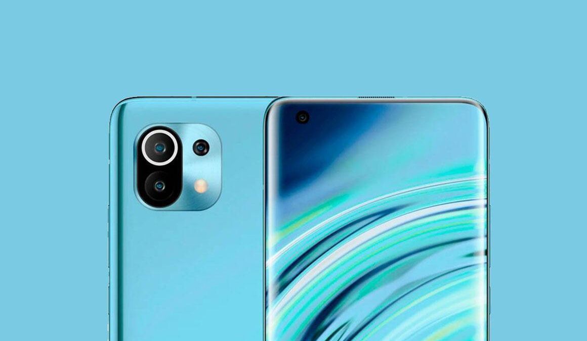 Смартфон Xiaomi Mi 11 с тремя камерой и дисплеем