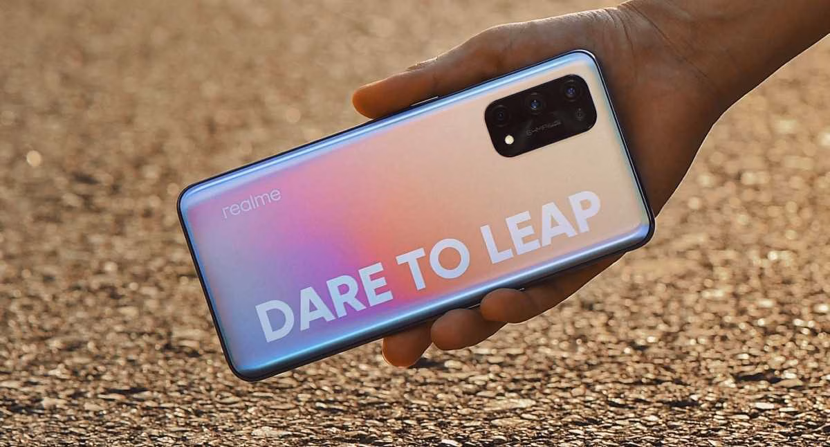 Realme представила смартфон Realme X7 Pro 3 gsmarena 001 3