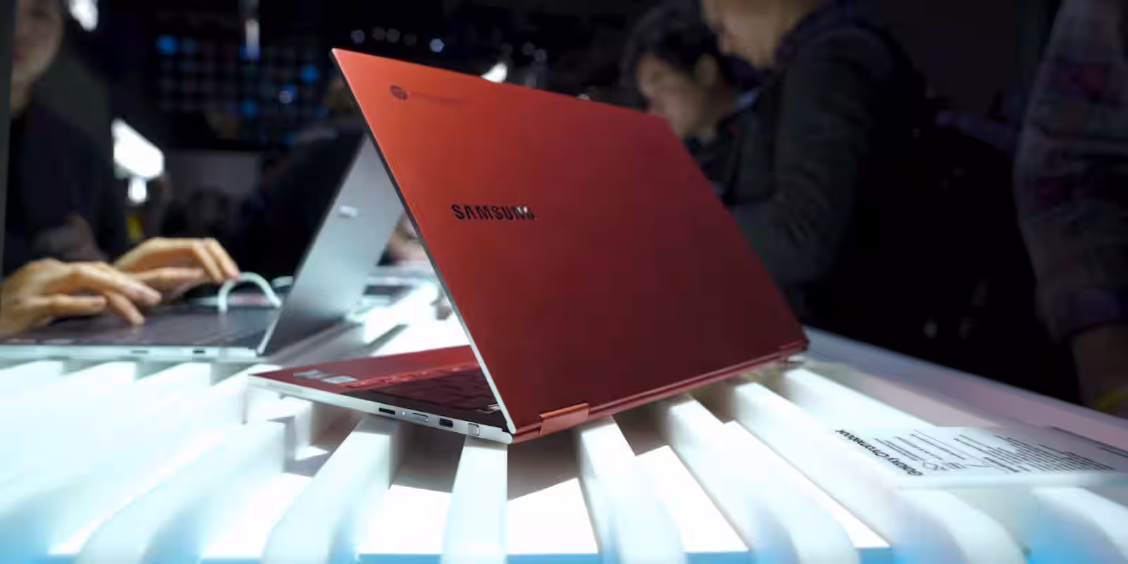 Samsung Galaxy Chromebook 2 оценили в 699 долларов. Ключевые характеристики 2 Samsung Galaxy Chromebook 2