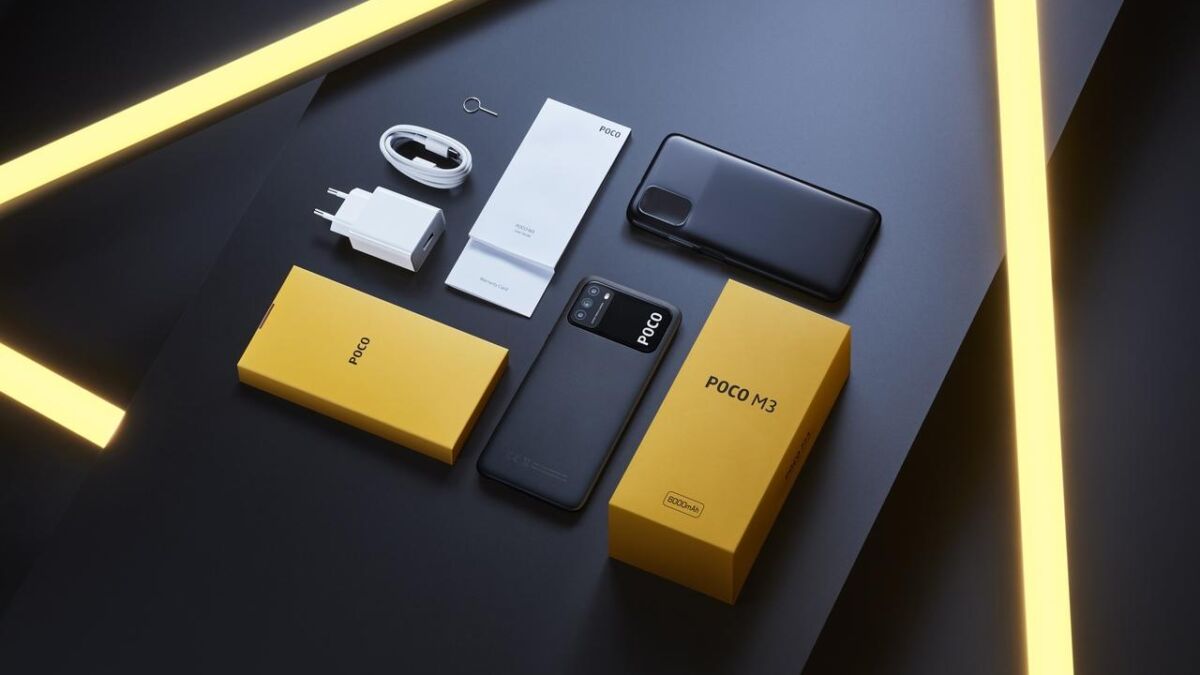 Распаковка Poco M3: бюджетный смартфон POCO M3 и комплект в коробке с аксессуарами
