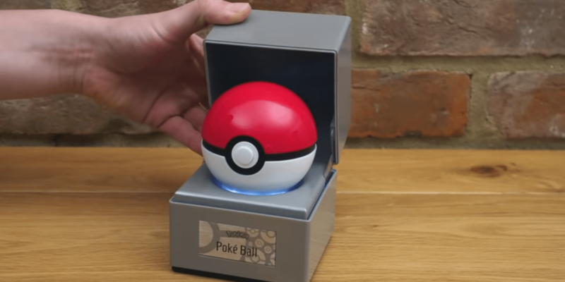Pokemon создают реплику Покебола, но его нельзя бросать (wand company poke ball)
