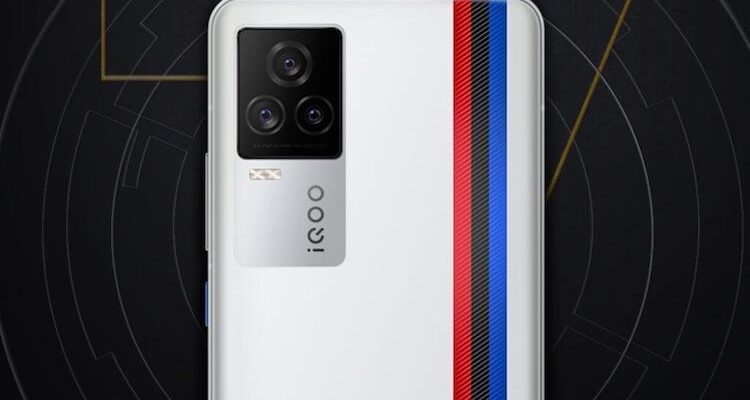Представлен флагман iQOO 7: Snapdragon 888, экран 120 Гц и быстрая зарядка 120 Вт (899398932)