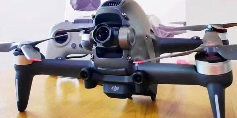 Новейший дрон DJI засветился в видео до официального анонса (leaked this is the new dji fpv drone .001)