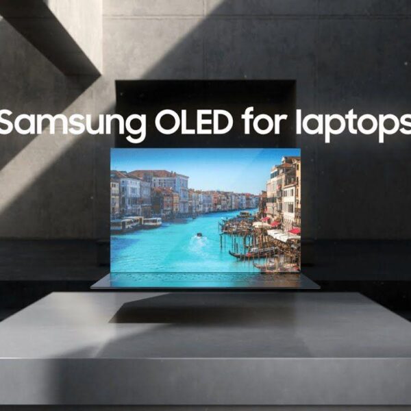 Samsung готовиться выпустить два ноутбука с OLED-панелями (maxresdefault 6)