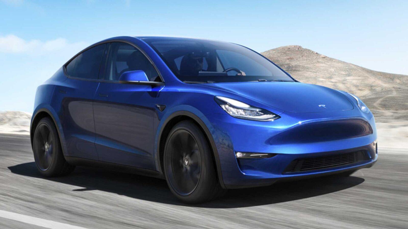 Tesla перестала продавать свой самый дешёвый электромобиль всего через месяц после его релиза (tesla model y)