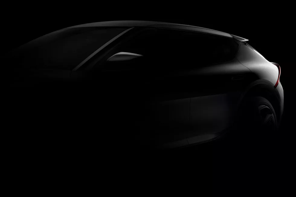 Новый электрический кроссовер Kia EV6 дразнит внешним видом (2022 kia ev6 electric crossover teaser 112)