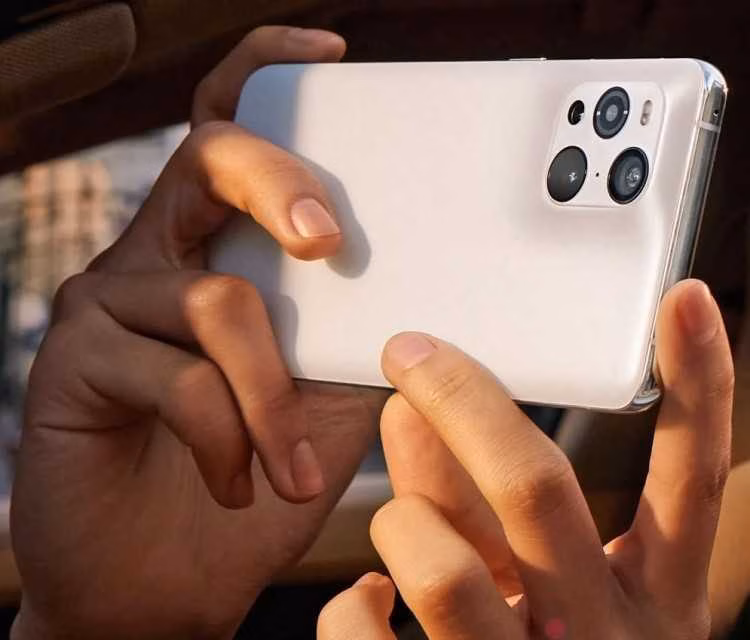 Представлена линейка флагманов OPPO Find X3 4