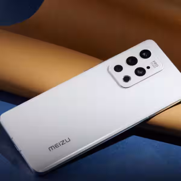raspakovka i zhivye foto meizu 18 i meizu 18 pro 37 e1614772685403