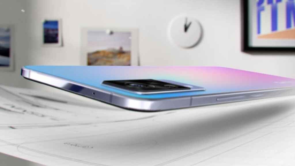 Боковой вид смартфона Vivo S9e с камерой на задней панели