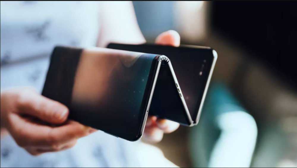 Samsung может работать над новым крутым складным телефоном