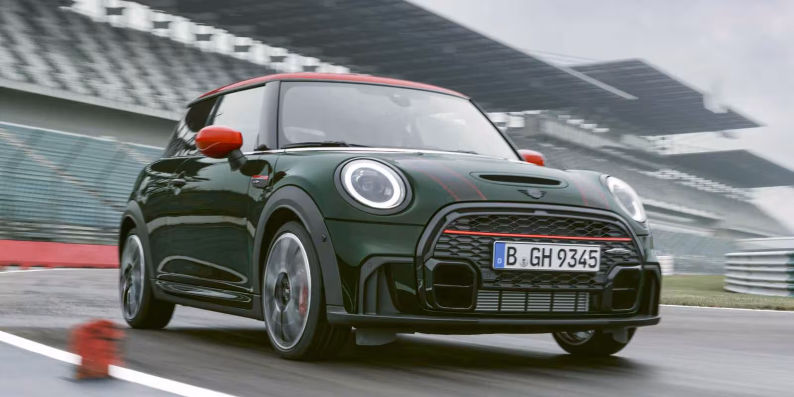 Mini ΠΎΠ±Π½ΠΎΠ²Π»ΡΠ΅Ρ Cooper JCW ΠΊ 2022 Π³ΠΎΠ΄Ρ 6 2022 mini cooper1