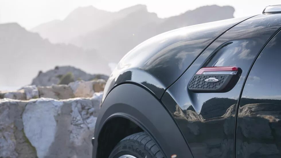 Mini обновляет Cooper JCW к 2022 году 11 2022 mini hardtop jcw 13