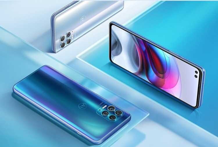 Многоугольный дизайн смартфонов Motorola Edge с тремя камерами