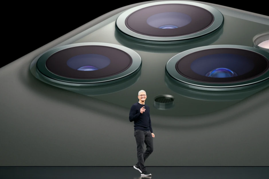 Генеральный директор Apple Тим Кук может покинуть компанию в ближайшие 10 лет (cook32)
