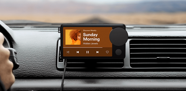 Spotify представила свой первый гаджет — автомобильный музыкальный плеер Car Thing (hero 2 3840 large)