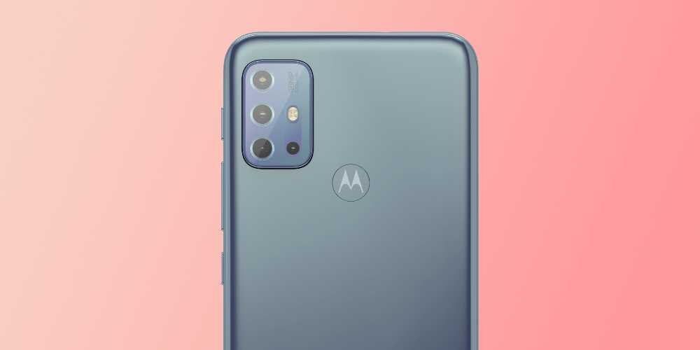 Задняя панель Moto G20 с камерами и логотипом
