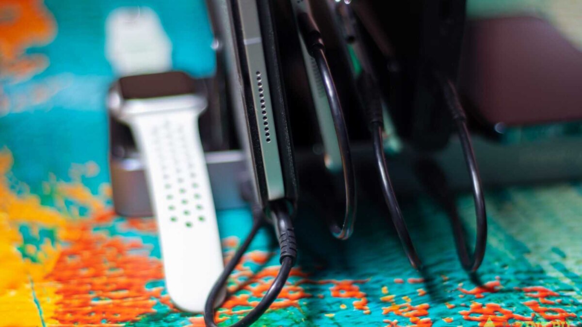 Обзор Prestigio ReVolt A8 и ReVolt A6: заряжаем все гаджеты одновременно 29 prestigio revolt 18