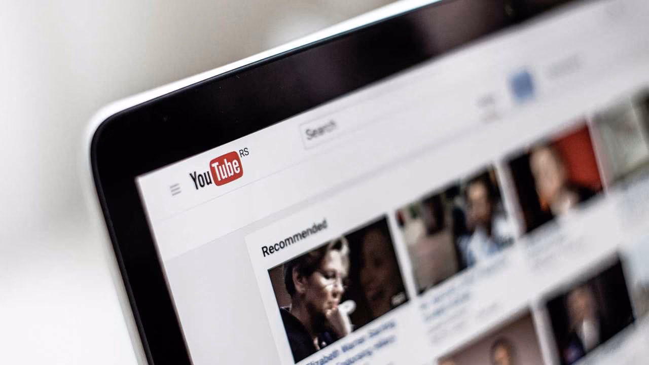 18+ YouTube разрешил зарабатывать на видео, в которых говорится о запрещённом 2 wide 16 9 4f84f3533254e7298dfba566ead5ad58