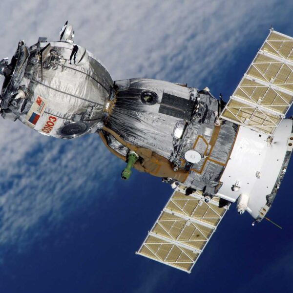 В следующем году NASA не купит места в российских космических кораблях "Союз" (soyuz tma 7 spacecraft2edit1)