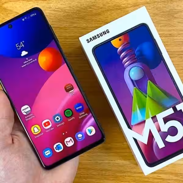 super samsung m51 8 128 320 euro