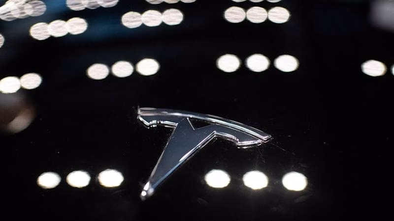 Акции Tesla сильно пострадали, так как продажи в Китае упали почти вдвое 2 china economy tesla