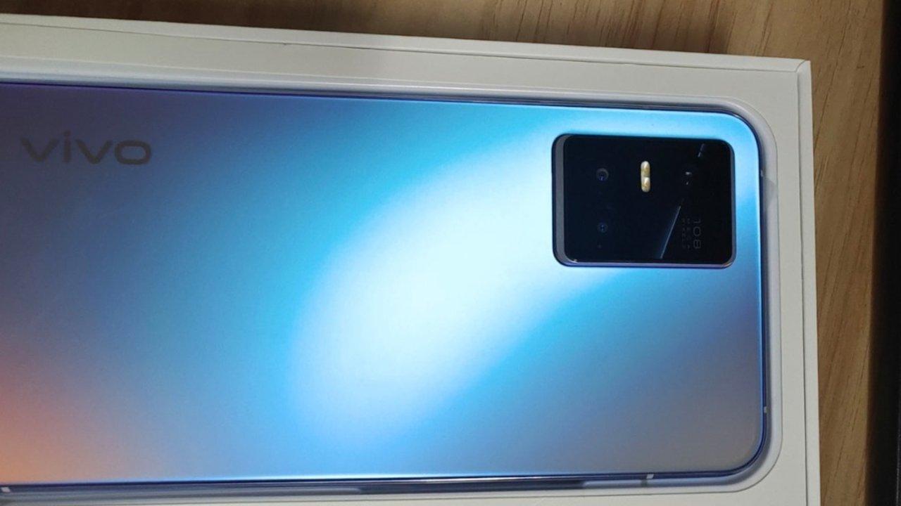 Близится выход смартфона Vivo S10 со 108-Мп камерой и чипом Dimensity 1100