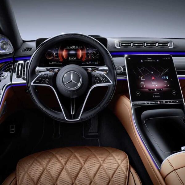 Mercedes-Benz интегрирует Apple Music с MBUX (mercedes s class17)