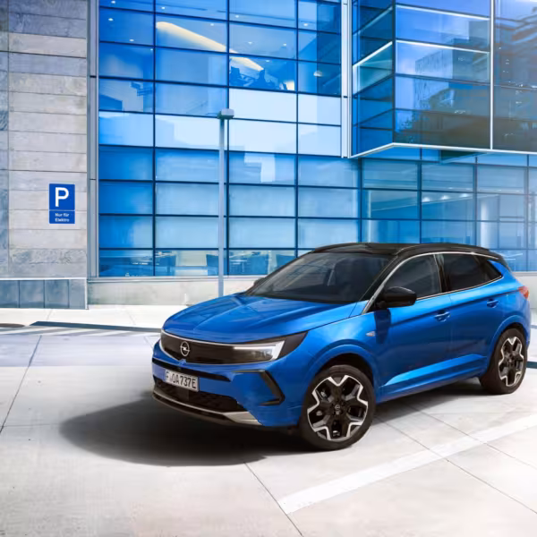 novyj opel grandland 1