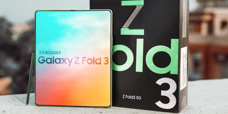 Samsung Galaxy Z Fold 3 получит особый чехол с местом для стилуса (b117f0c8f0a81f5cf78f0f4a2f4ba3598248ca3cd67f01ffd506d38b8cf2bf25 1)