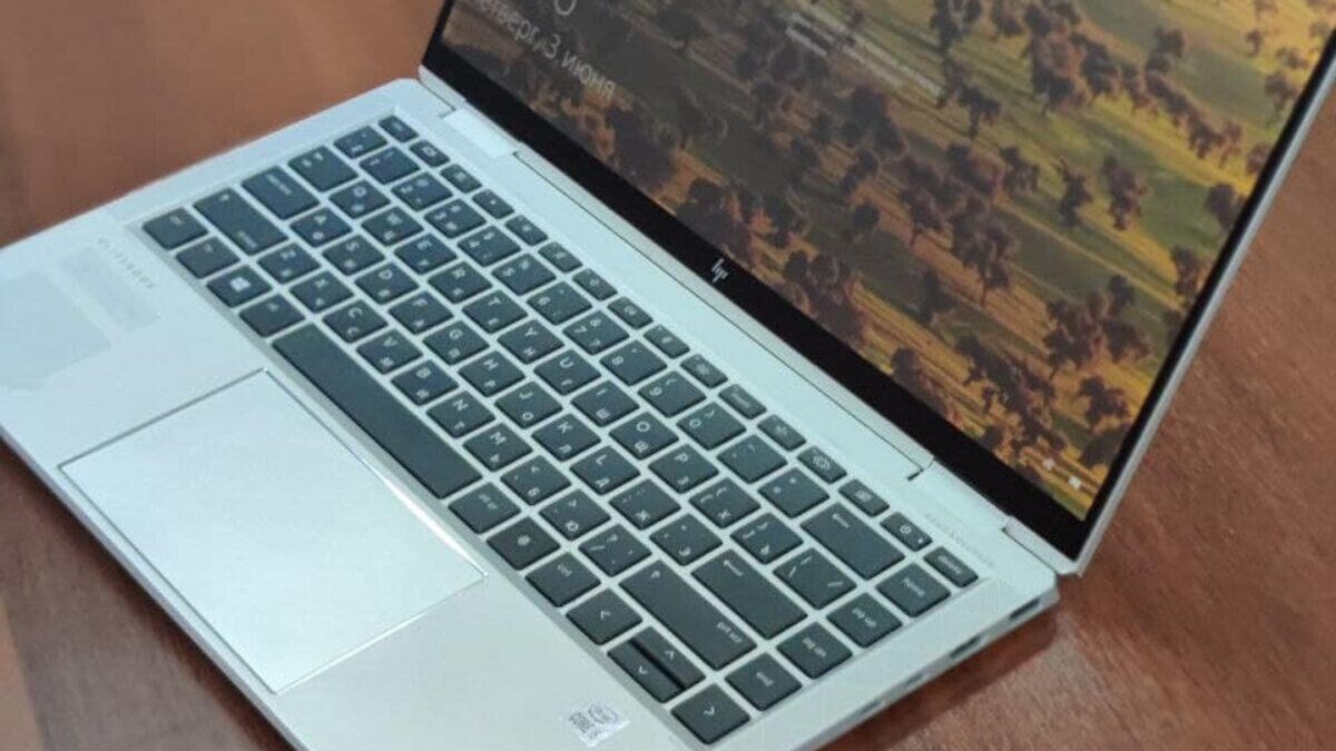 hp elitebook 1040 g7 11