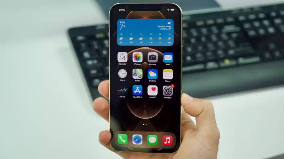 Apple получила патент на новый телеобъектив, который, по слухам, дебютирует в 2022 году 4 up periscope apple receives patent for new telephoto system rumored to debut in 2022