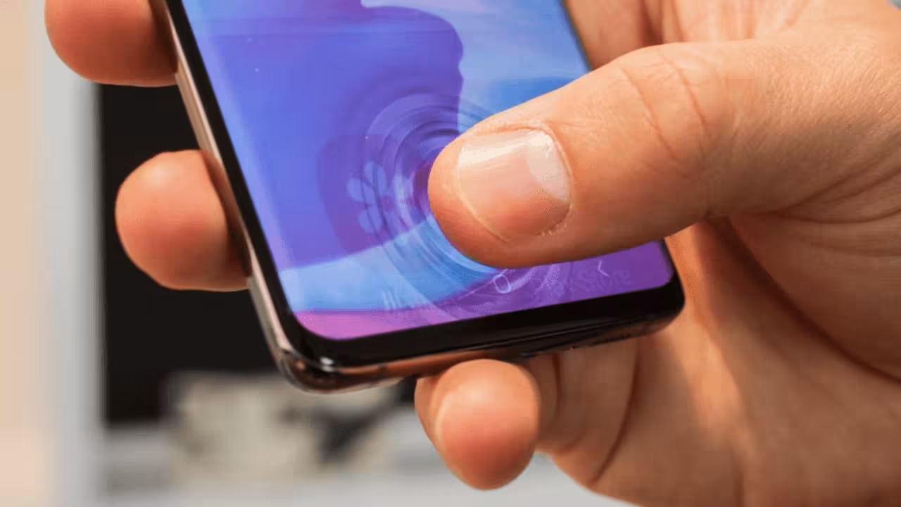 В новых iPhone не будет встроенного сканера отпечатков пальца 3 scann 1280x720 1