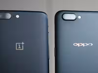 Два смартфона OnePlus и Oppo с двойной камерой спереди
