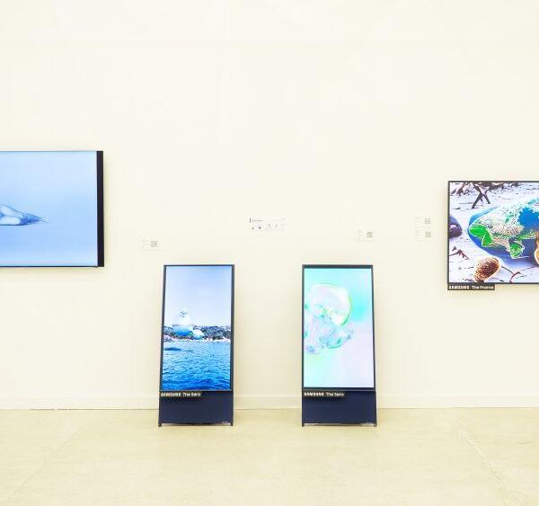 Samsung поддерживает цифровое искусство на международной ярмарке Cosmosсow (Cosmoscow Samsung Gallery new 844x563 1)