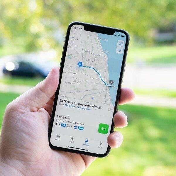 Как использовать отслеживание местоположения на iPhone (apple maps transit iphone x hero)