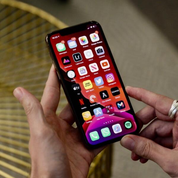Куо: модели iPhone 14 Pro заменят "челку" на вырез от дырокола (iphone11pro 1 1)