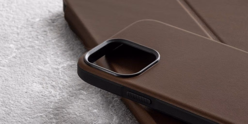 Всё что нужно знать о чехлах Nomad для iPhone 13 4 nomad leather iphone 13 2