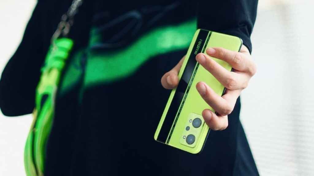 В сеть слили характеристики смартфона Realme Q3s 5 wp 1632680414871