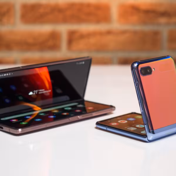 Galaxy Z Fold2 vs Galaxy Z Flip